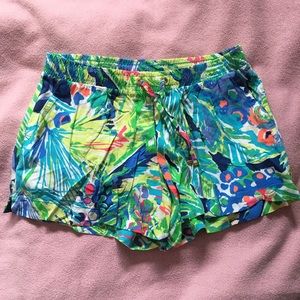 Trina Turk shorts size M